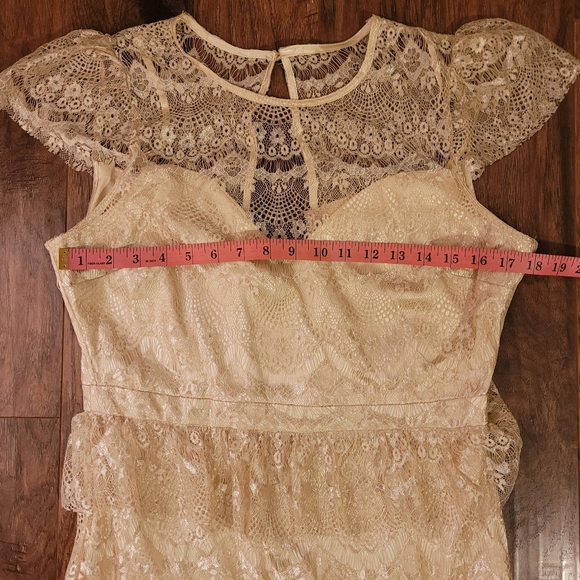 Lulus prom dress - Picture 7 of 9